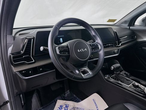 Certified 2025 Kia Sportage X-Line image 9