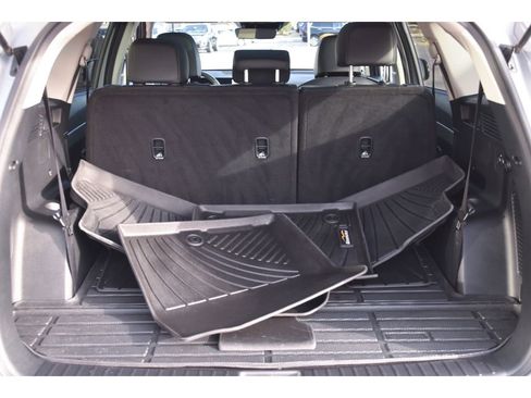 Used 2024 Kia Sorento S w/ Panoramic Sunroof Package image 23