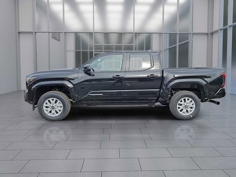 New 2026 Toyota Tacoma SR5 image 2