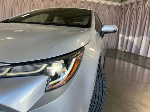 Used 2019 Toyota Corolla SE FWD image 9