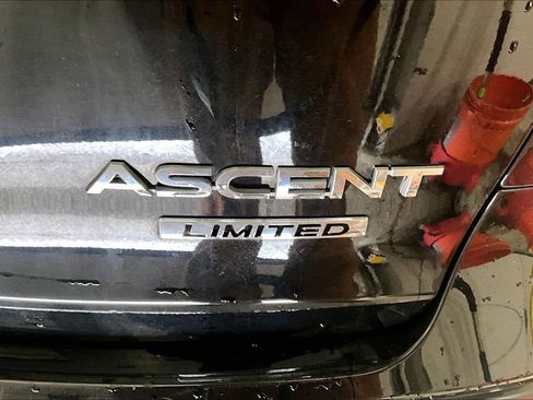 Used 2022 Subaru Ascent Limited image 24