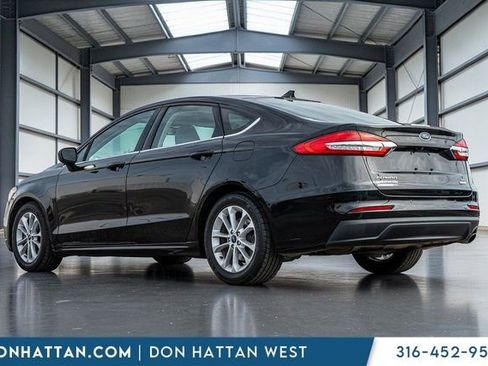 Used 2020 Ford Fusion SE w/ Fleet SE Value Package image 29