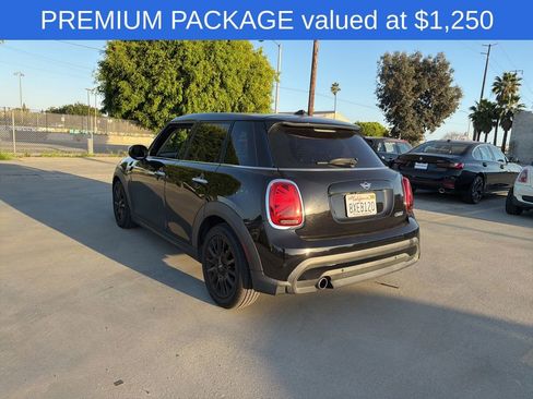 Used 2022 MINI Cooper 4-Door Hardtop w/ Premium Package image 3