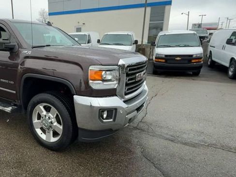 Used 2016 GMC Sierra 2500 SLT w/ Duramax Plus Package image 2