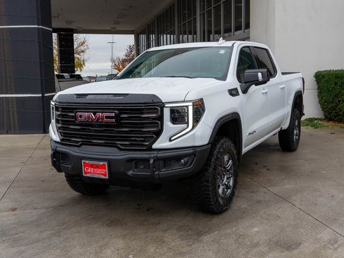 New 2026 GMC Sierra 1500 AT4X image 3