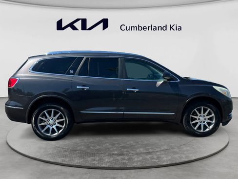 Used 2016 Buick Enclave Convenience FWD image 6