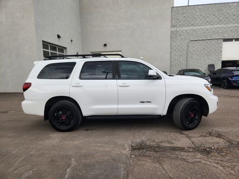 Used 2020 Toyota Sequoia TRD Pro image 2