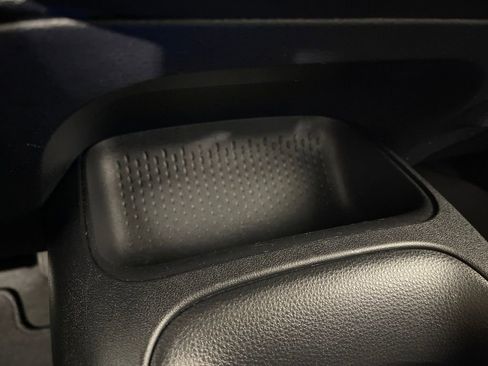 Used 2024 Toyota Corolla LE image 30