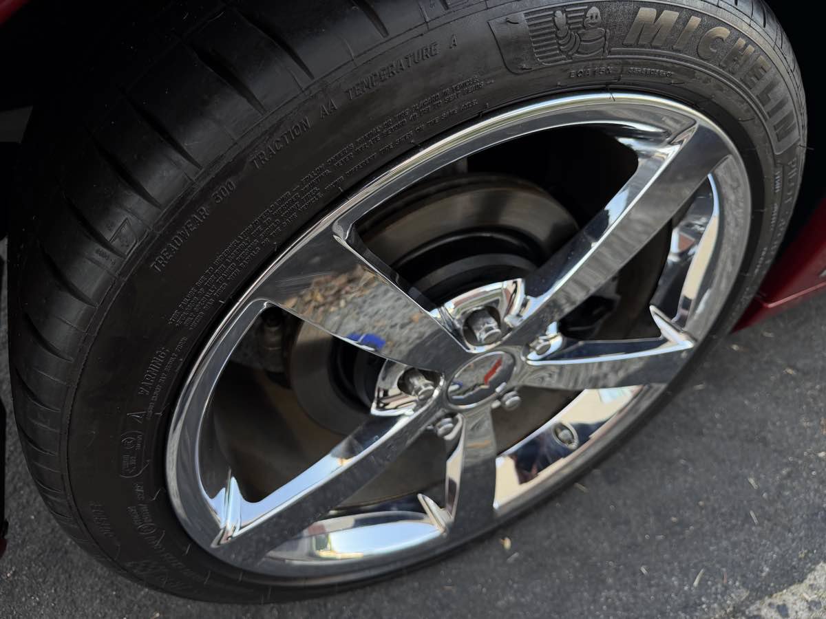 Used 2009 Chevrolet Corvette Coupe w/ Preferred Equipment Group RWD image 27