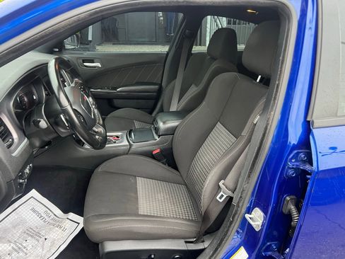 Used 2020 Dodge Charger R/T w/ Blacktop Package image 14