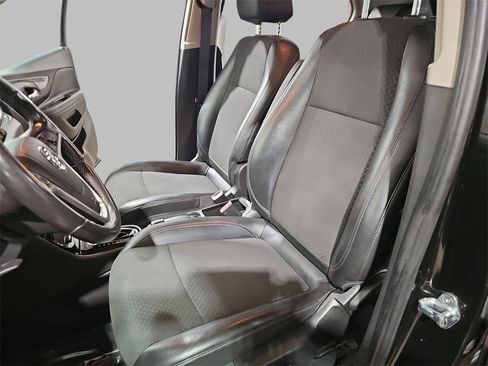 Used 2019 Buick Encore Preferred w/ Safety Package image 18