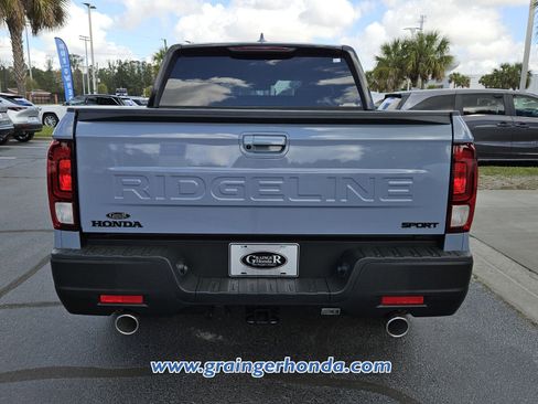 New 2026 Honda Ridgeline Sport image 4