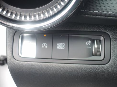 New 2026 Chevrolet Equinox LT w/ Convenience Package II image 24