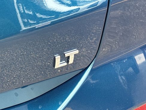 Used 2020 Chevrolet Equinox LT image 7