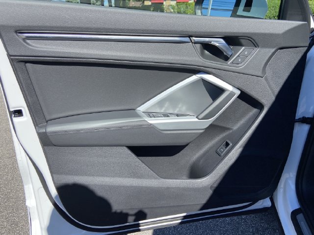 Used 2020 Audi Q3 2.0T Premium AWD/4WD image 25