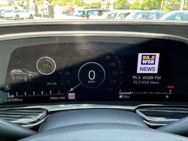 Used 2022 Cadillac Escalade ESV Sport RWD image 15