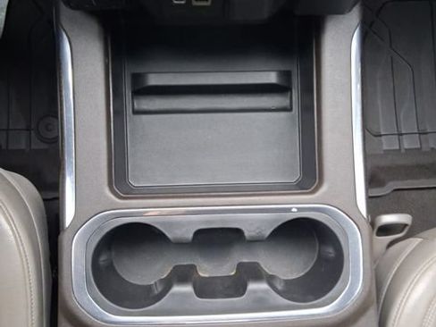 Used 2019 Chevrolet Silverado 1500 RST AWD/4WD image 14