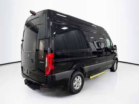 New 2025 Mercedes-Benz Sprinter 2500 image 8