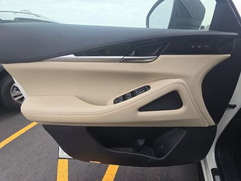 Certified 2025 INFINITI QX60 Pure image 12