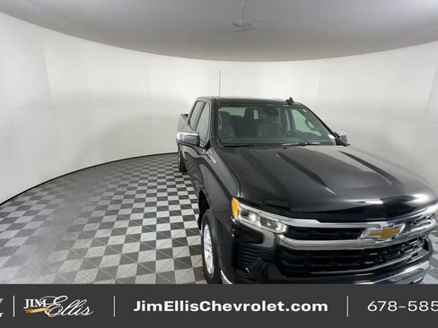 Certified 2025 Chevrolet Silverado 1500 LT image 2