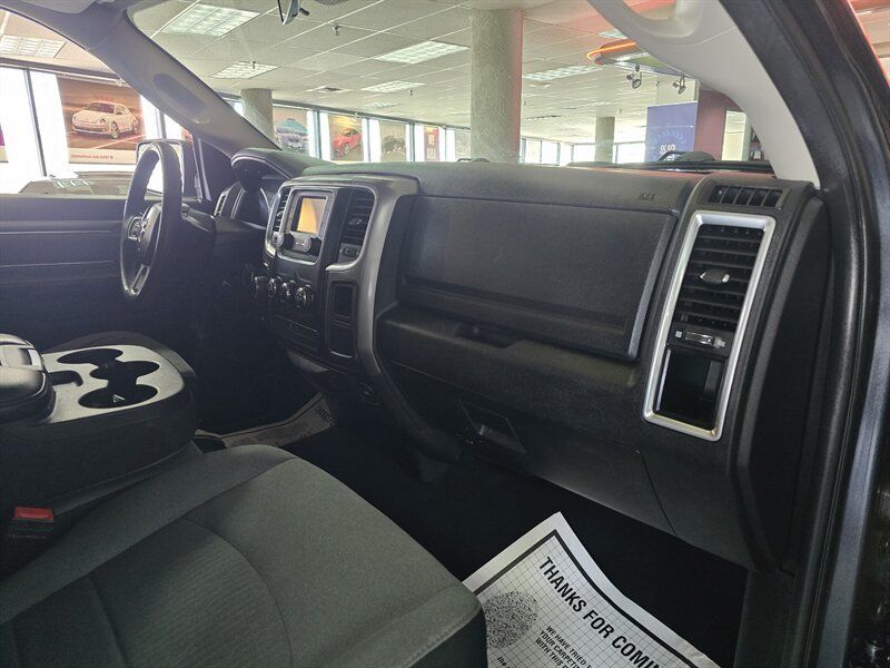 Used 2021 RAM 1500 Classic SLT RWD image 14