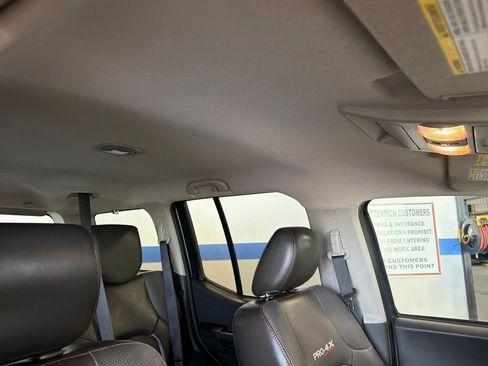 Used 2012 Nissan Xterra PRO-4X w/ Pro-4x Leather Pkg AWD/4WD image 33