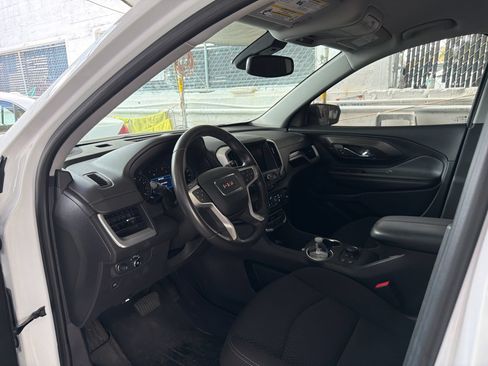 Used 2023 GMC Terrain SLE w/ Driver Convenience Package FWD image 27