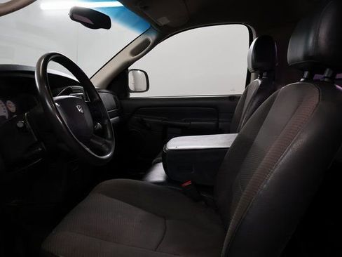 Used 2004 Dodge Ram 1500 Truck ST w/ ST Value Group image 11
