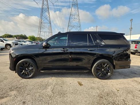 Used 2024 Cadillac Escalade Premium Luxury w/ LPO, Floor Liner Package AWD/4WD image 4