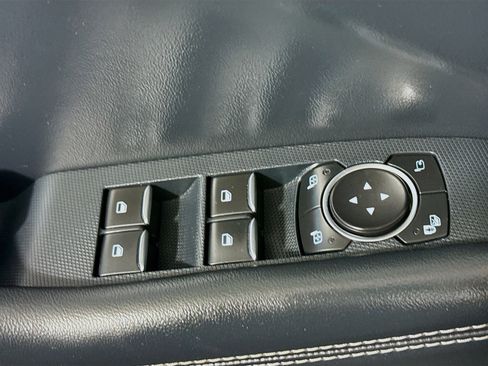 Used 2022 Ford Mustang Mach-E Premium image 24