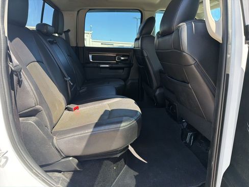 Used 2017 RAM 1500 Laramie AWD/4WD image 28