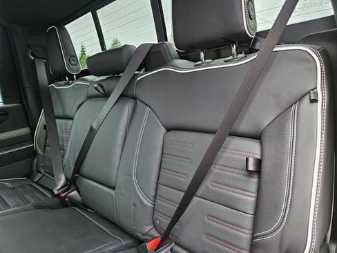 New 2026 GMC Sierra 2500 AT4X w/ LPO, Black Badging Package AWD/4WD image 15