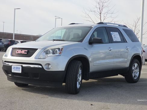Used 2011 GMC Acadia SLE image 9