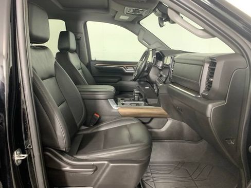 Used 2023 Chevrolet Silverado 1500 RST w/ Redline Edition AWD/4WD image 21