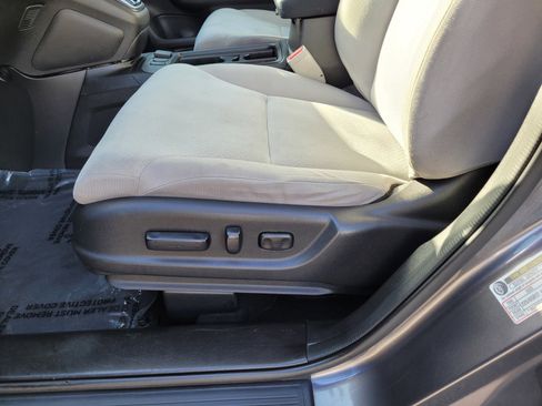 Used 2015 Honda CR-V EX image 14