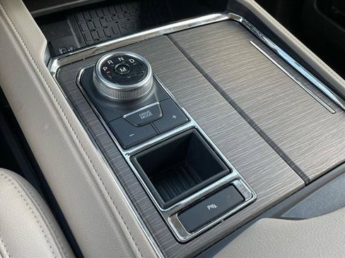 Used 2024 Ford Expedition Max Limited image 22