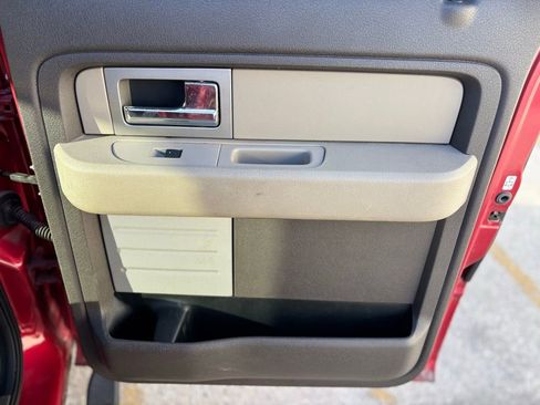 Used 2010 Ford F150 XLT image 14