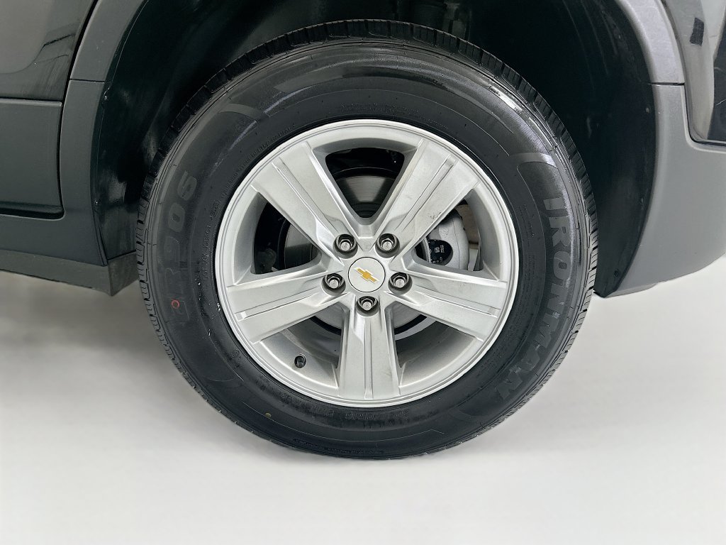 Used 2022 Chevrolet Trax LT w/ LT Convenience Package AWD/4WD image 29