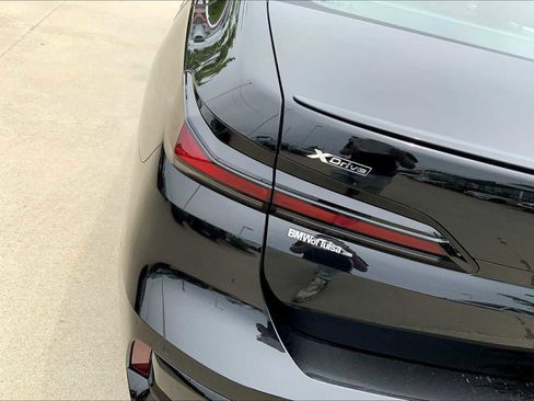 New 2025 BMW 760i xDrive 760i xDrive image 14