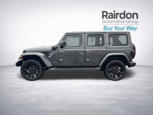 Used 2021 Jeep Wrangler Unlimited Sahara AWD/4WD image 8