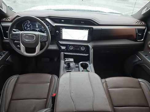 Used 2024 GMC Sierra 1500 Denali w/ Denali Reserve Package AWD/4WD image 14