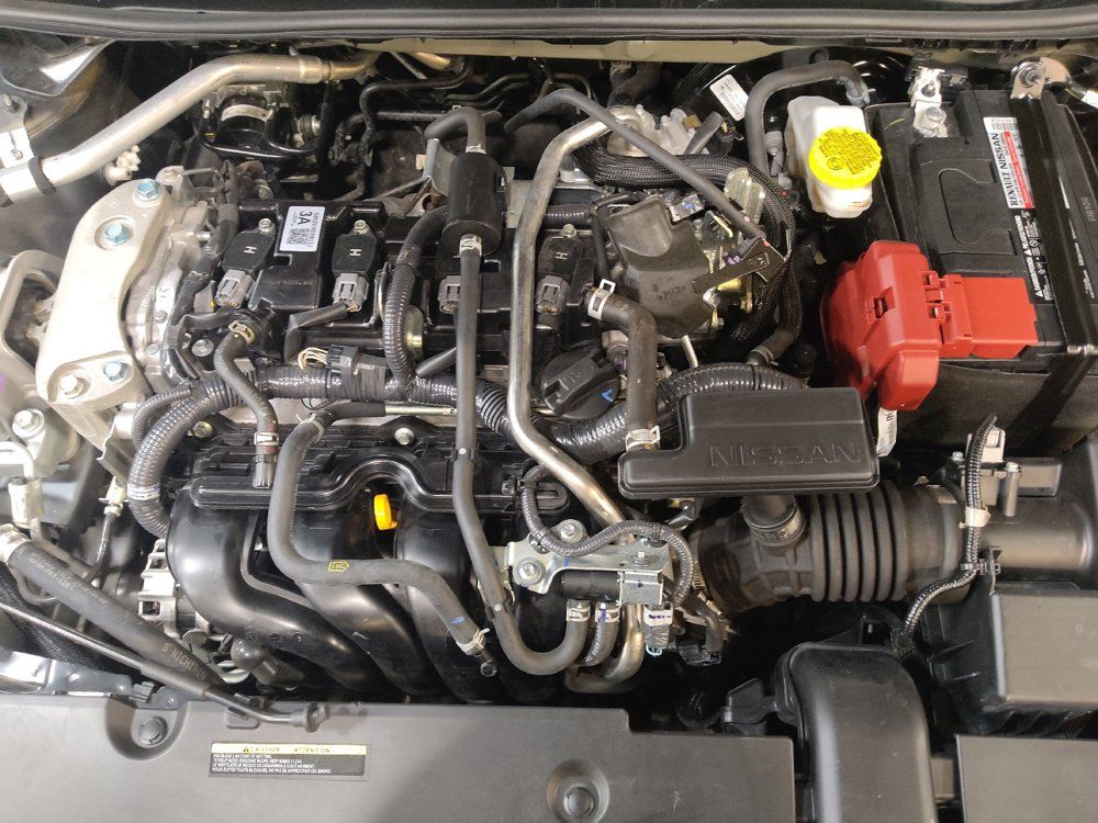Used 2025 Nissan Sentra SR FWD image 30