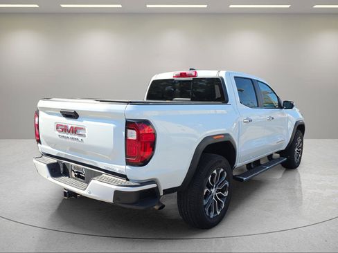 Used 2023 GMC Canyon Denali image 6