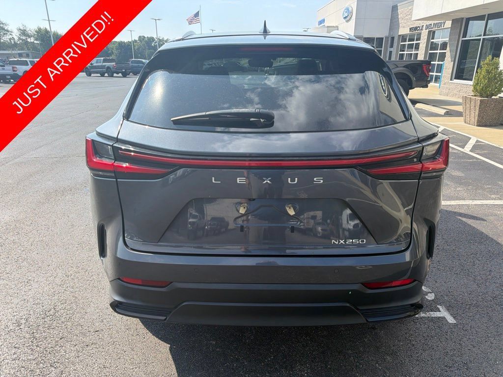 Used 2024 Lexus NX 250 FWD w/ Premium Package image 3