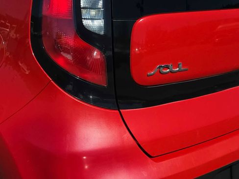 Used 2019 Kia Soul FWD image 15