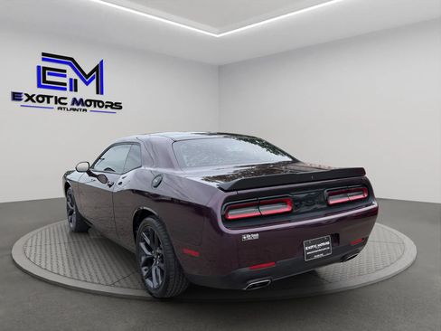 Used 2021 Dodge Challenger SXT w/ Blacktop Package RWD image 3