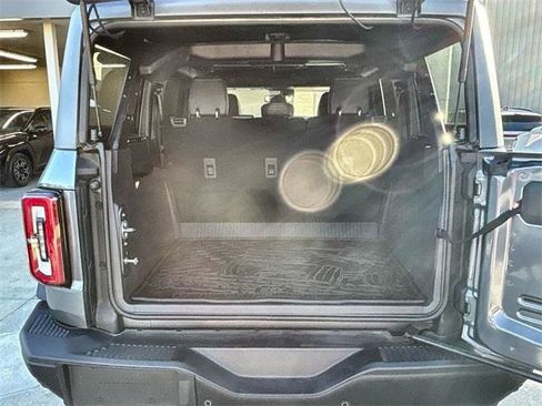 Used 2024 Ford Bronco Badlands image 24