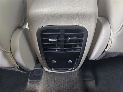 Used 2019 Lincoln MKC Select w/ Select Plus Package image 17