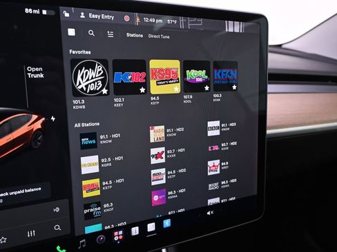 Used 2018 Tesla Model 3 Long Range AWD/4WD image 28
