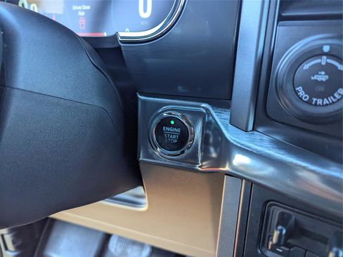 Used 2021 Ford F150 Lariat image 24